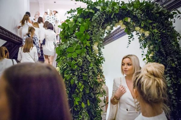 7-The-White-dinner-Event-Frm