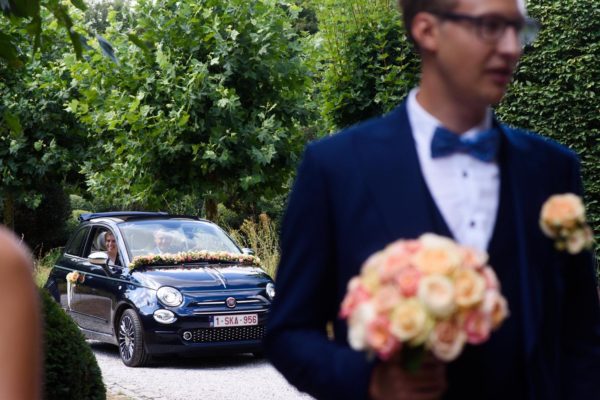 Autoversiering met bloemen 12 frm