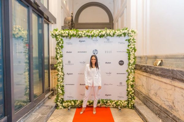 The White Diner Event Guirlande 3 FlowersRmpe