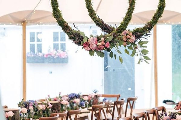 bloemringen-boven-eretafel-WOWby-FRM