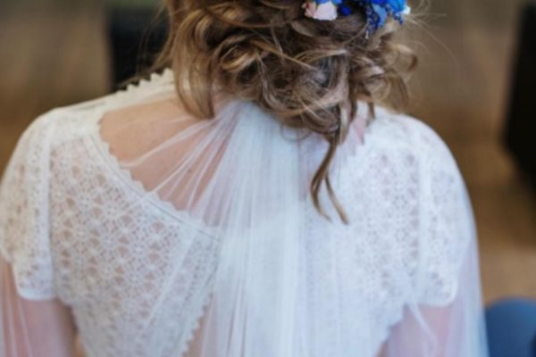 Haarspeld voor Bruidje met blauwe bloemen FRM